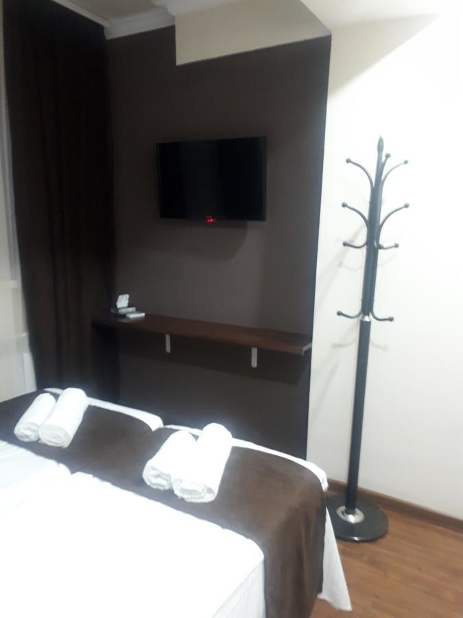 Отель Mikayelyan Mini Hotel Ереван-18